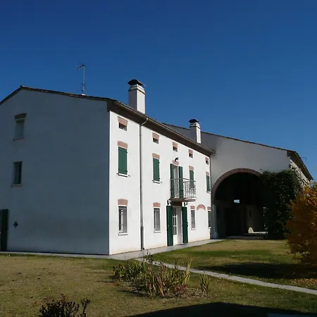 Corte Bertoia 3* San Siro (Lombardy)